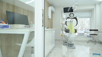 Сеть стоматологий ЛУЧШИЙ на ул. 3 Интернационала