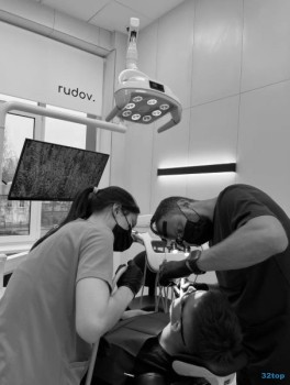 Стоматология RUDOV (РУДОВ)