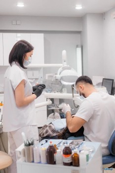 Семейная стоматология FAMILY DENTY (ФЭМИЛИ ДЭНТИ) на Лермонтова