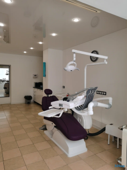 Стоматологическая клиника UNIONDENT (ЮНИОНДЕНТ)