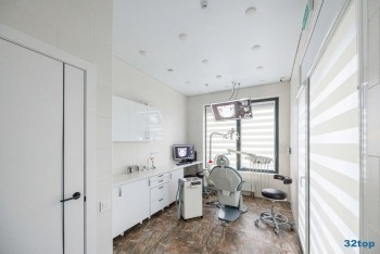 Стоматологическая клиника АРК-СТОМ м. Парнас