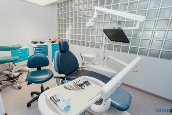 Сеть стоматологических клиник ДЕНТА ЛЮКС на Красноярской