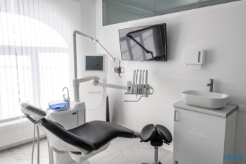 Стоматологическая клиника 32 CLINIC (32 КЛИНИК) на Филатова
