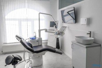 Стоматологическая клиника 32 CLINIC (32 КЛИНИК) на Филатова