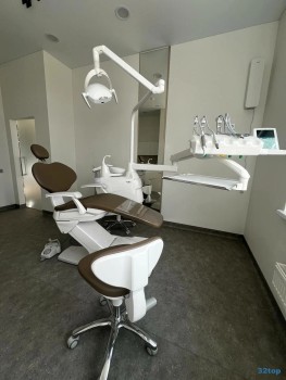 БЕЛАЯ СТОМАТОЛОГИЯ на ​Петра Полушкина