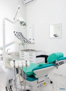 Центр имплантации и протезирования СОКРАТ