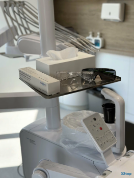 Стоматологическая клиника COSMOS (КОСМОС)