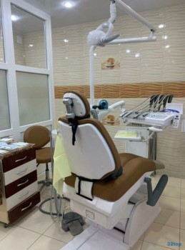 Стоматологическая клиника ФАБРИКА УЛЫБОК м. Звездная