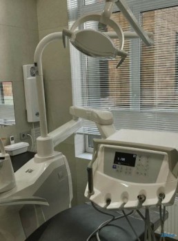 Стоматология ПЯТЬ ВЕРШИН м. Проспект Большевиков