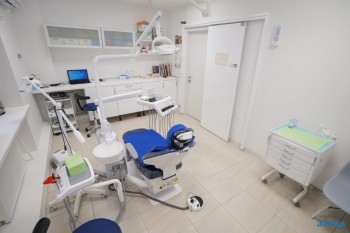 Стоматологическая клиника UDENTCLINIC (ЮДЕНТКЛИНИК)