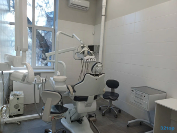 Стоматология ЯБЛОКО м. Красный Проспект