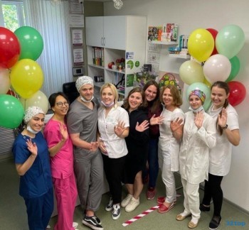 Стоматология ЯБЛОКО м. Красный Проспект