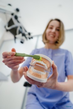 Стоматологическая клиника ДОБРОДЕНТ