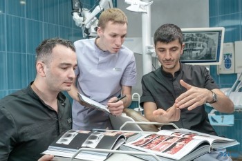 Стоматология LEONARDO CLINIC (ЛЕОНАРДО КЛИНИК) м. Петроградская