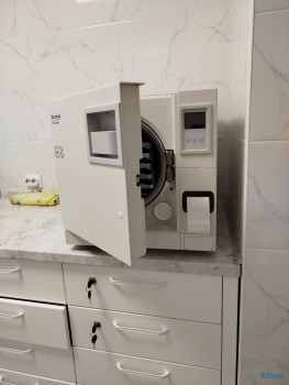 Стоматологическая клиника ПЯТЬ ЗВЕЗД на ул. Свободы