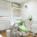 Центр имплантации и стоматологии ИНТАН НА КОМЕНДАНТСКОМ 7 м. Комендантский Проспект