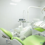 Центр имплантации и стоматологии ИНТАН НА КОМЕНДАНТСКОМ 7 м. Комендантский Проспект