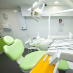 Центр имплантации и стоматологии ИНТАН НА БОГАТЫРСКОМ м. Комендантский проспект