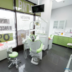 Центр имплантации и стоматологии ИНТАН НА ЯРОСЛАВА ГАШЕКА м. Купчино