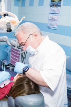 Стоматология СВЯТАЯ ВАРВАРА м. Киевская