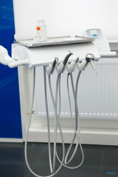 Стоматологическая клиника ERA DENTAL CLINIC (ЭРА ДЕНТАЛ КЛИНИК)