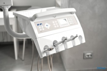 Грамотная стоматология СТОМУС НА ДЕКАБРИСТОВ м. Яшьлек