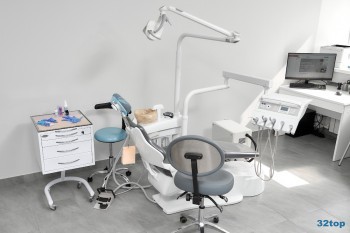 Грамотная стоматология СТОМУС НА ДЕКАБРИСТОВ м. Яшьлек