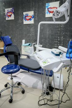 Стоматологическая клиника КОМПЛИМЕНТ