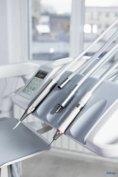 Клиника эстетической стоматологии и имплантации D'CLINIC (Д'КЛИНИК)