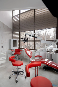 Клиника эстетической стоматологии и имплантации D'CLINIC (Д'КЛИНИК)