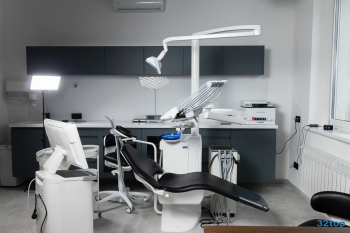 Клиника эстетической стоматологии и имплантации D'CLINIC (Д'КЛИНИК)