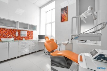 Стоматология CHARISMA (ХАРИЗМА)