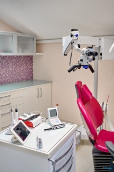 Стоматология CHARISMA (ХАРИЗМА)