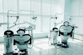 Стоматология ЭМИДЕНТ на Гагарина