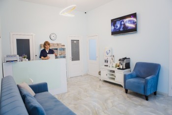 Стоматология ЭМИДЕНТ на Гагарина