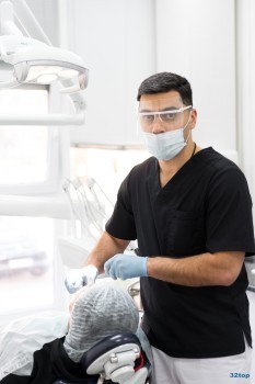 Центр эстетической стоматологии и имплантологии ЭЛИТ на Гагарина