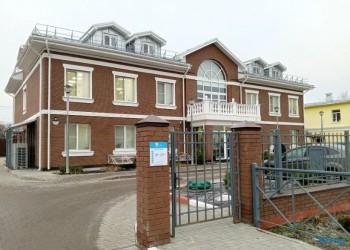 Сеть клиник современной стоматологии ЗУБР на Гражданской