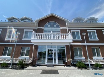 Сеть клиник современной стоматологии ЗУБР на Гражданской