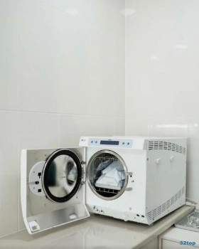 Сеть клиник современной стоматологии ЗУБР на Советской