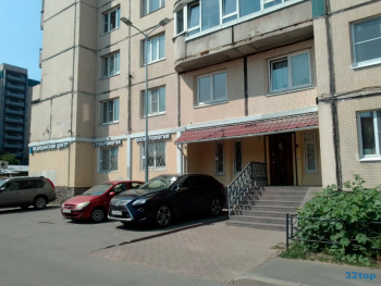 Многопрофильный медицинский центр RADIANCE (РАДИАНС) м. Комендантский проспект