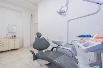 Стоматологический центр DOBRENKOV DENTAL CLINIC (ДОБРЕНЬКОВ ДЕНТАЛ КЛИНИК)