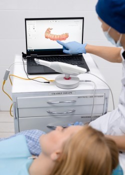 Стоматология ТЕРРИТОРИЯ УЛЫБКИ на Усть-Курдюмской