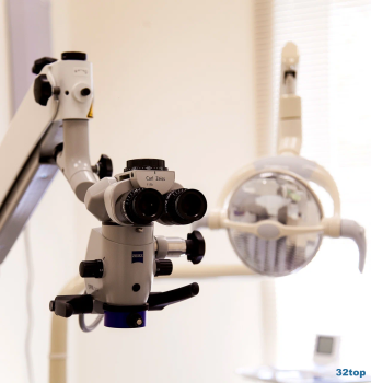 Стоматологическая клиника 32 БЕЛЫХ на Красноярской