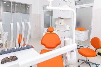 Стоматологическая клиника VIVA VOCЕ (ВИВА ВОЧЕ) на Пионерской