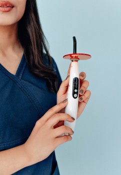 Центр имплантации и эстетики ONE (ВАН) на Дмитрия Благоева