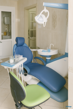 Стоматология ДЭНТАЛЬ-ЭСТЕТИК на Попова