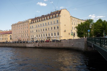 Медицинская клиника АДАМАНТ м. Адмиралтейская