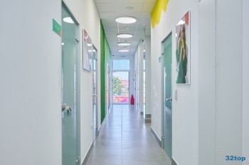 Стоматология ФАМИЛИЯ на Алма-Атинской