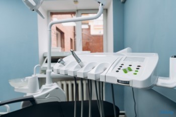 Клиника эстетической стоматологии ДОВЕРИЕ м. Сибирская