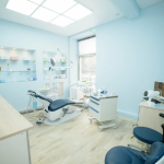 Стоматология ЭМИДЕНТ на Первомайской